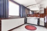 Bad (OG) - Gutes Fundament für Neues in Bierden: Solides Handwerkerhaus mit Potential und ohne Käuferprovision