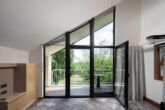 Schlafen - Individuelles Architektenhaus mit Wellnessbereich, Innenpool in ruhiger Lage m. parkähnlichem Garten