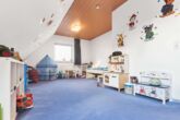 Kind - Ohne Käuferprovision: Massiv gebautes Einfamilienhaus mit 120 m² Wohnfläche und Wintergarten